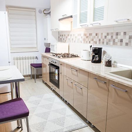 Unique Hotel Apartments Grand Residence Ясси Екстер'єр фото